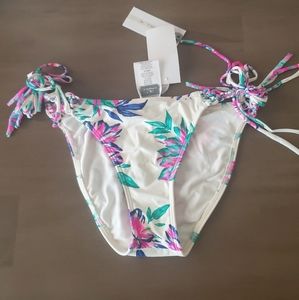 O'Neill Macrame Floral Bikini Bottoms NWT